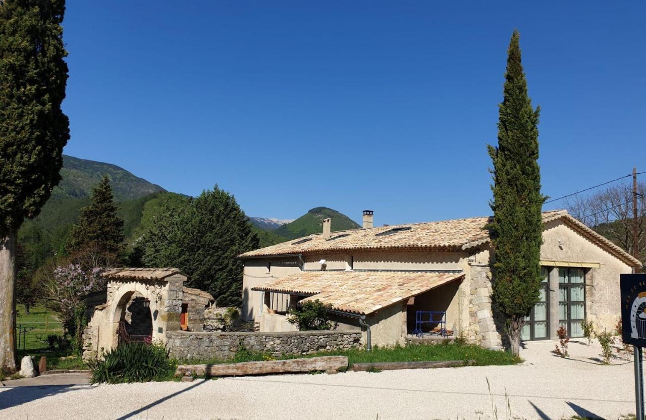 Mas de Reilhanette Montbrun-les-Bains Exterior foto