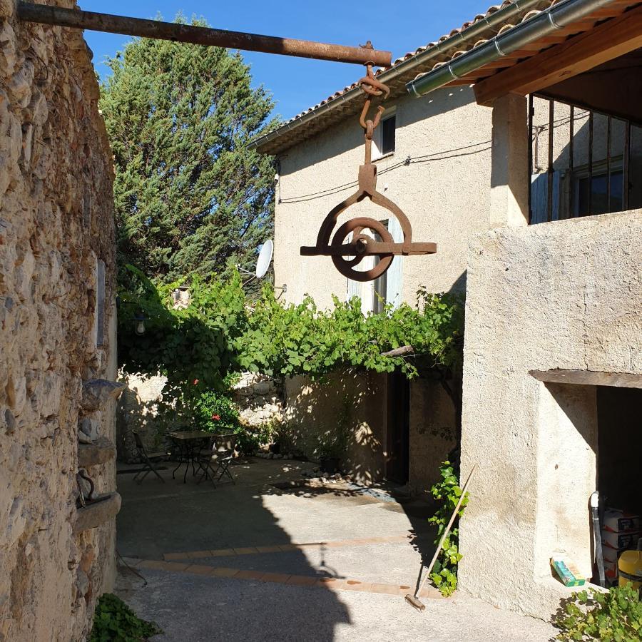 Mas de Reilhanette Montbrun-les-Bains Exterior foto